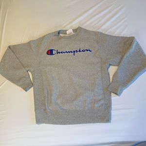 Mens Small womens medium champion reverse weave crewneck